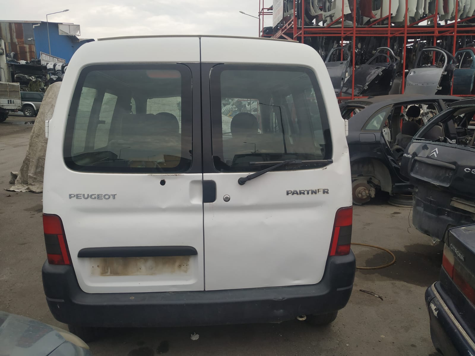 Peugeot partner cif kapı bagaj